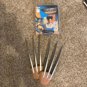 Wolverine costume accessories